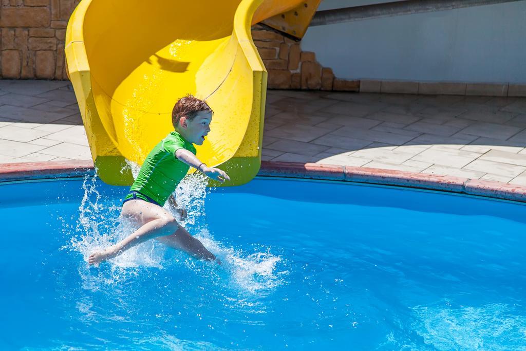 Hotel Fabrizio Ріміні Екстер'єр фото