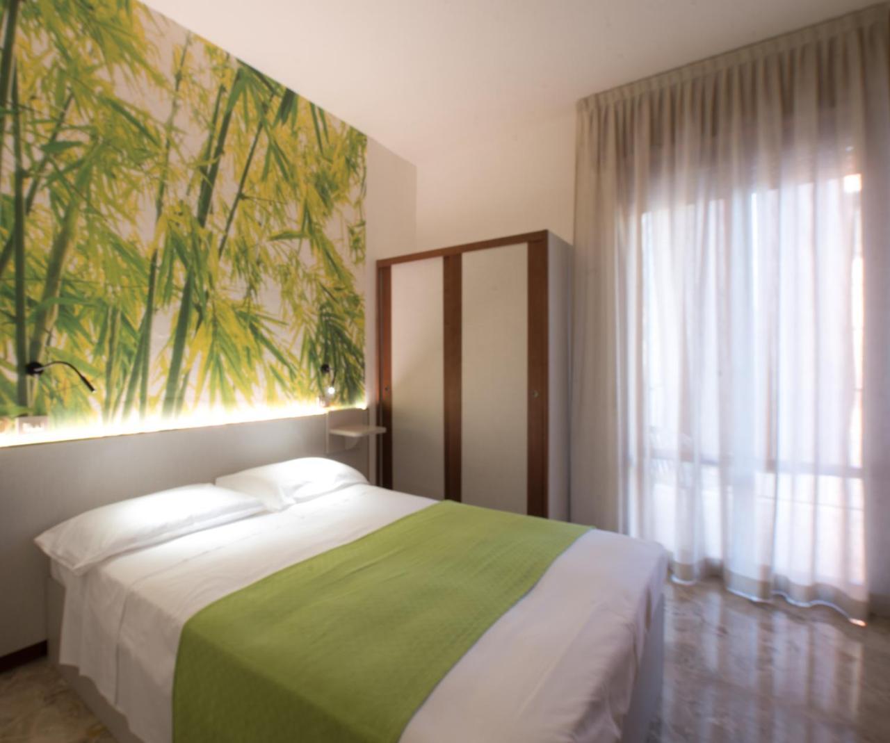 Hotel Fabrizio Ріміні Номер фото