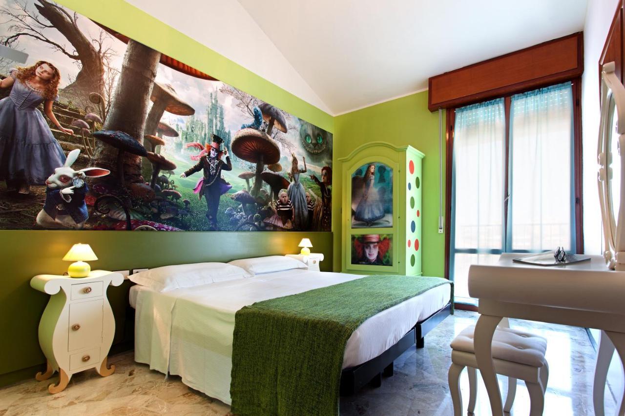 Hotel Fabrizio Ріміні Номер фото